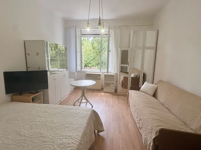 Kiadó lakás Debrecen, Nagyerdő 40 nm