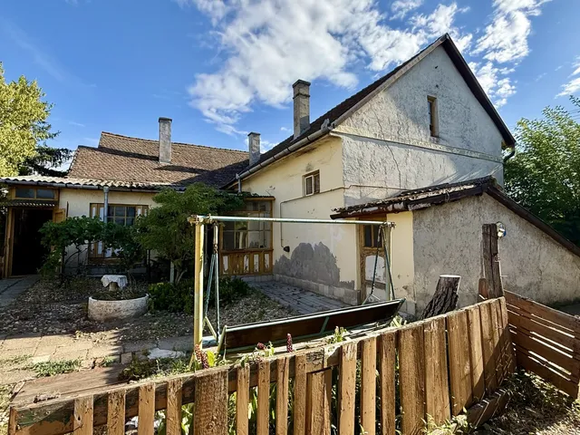 Eladó ház Debrecen, Csapókert 148 nm