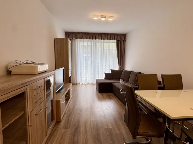 Kiadó lakás Debrecen, Sestakert 57 nm