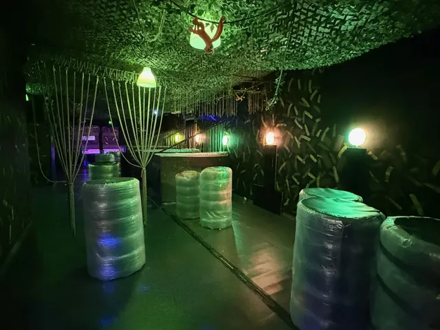 Kiadó kereskedelmi és ipari ingatlan Debrecen, Burgundia 200 nm