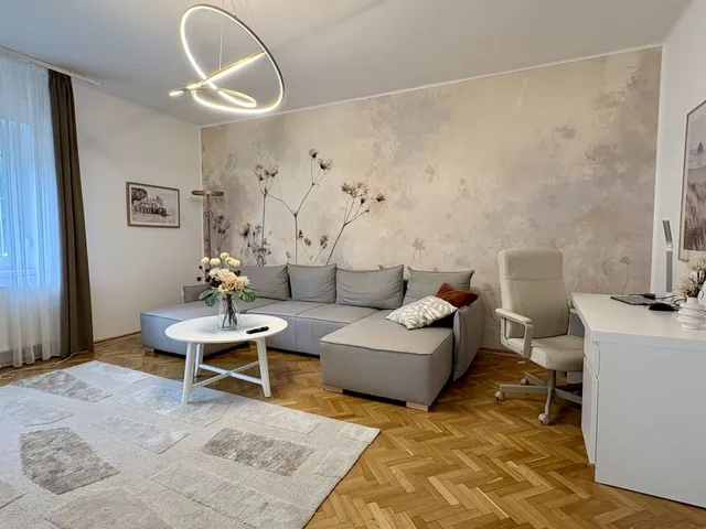 Kiadó lakás Debrecen, Nagyerdő 84 nm