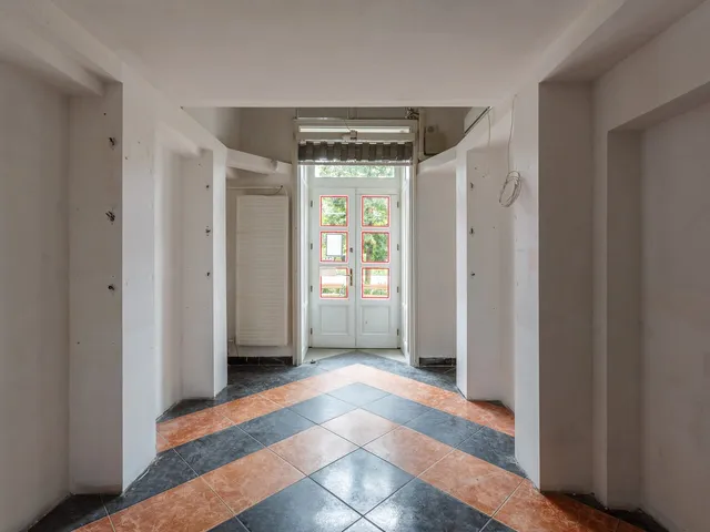 Kiadó kereskedelmi és ipari ingatlan Debrecen, Belváros 34 nm