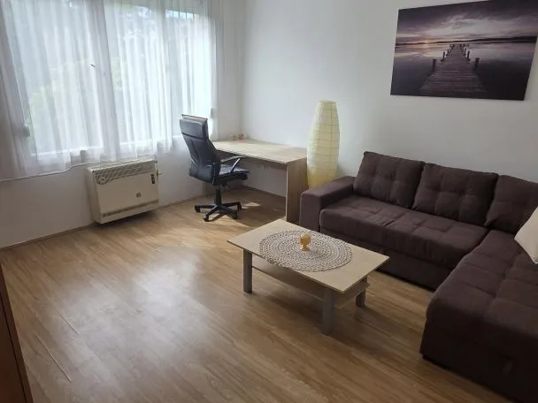 Kiadó lakás Debrecen, Sestakert 46 nm