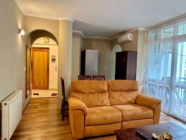 Kiadó lakás Debrecen, Nagyerdő 62 nm