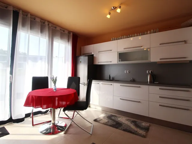 Kiadó lakás Debrecen, Nagyerdő 58 nm