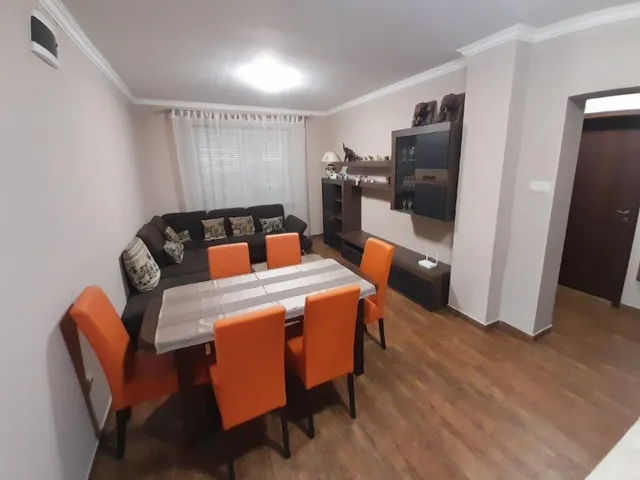 Kiadó ház Debrecen, Kincseshegy 80 nm