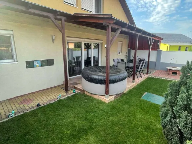 Eladó ház Nyíregyháza, Bujtos 116 nm
