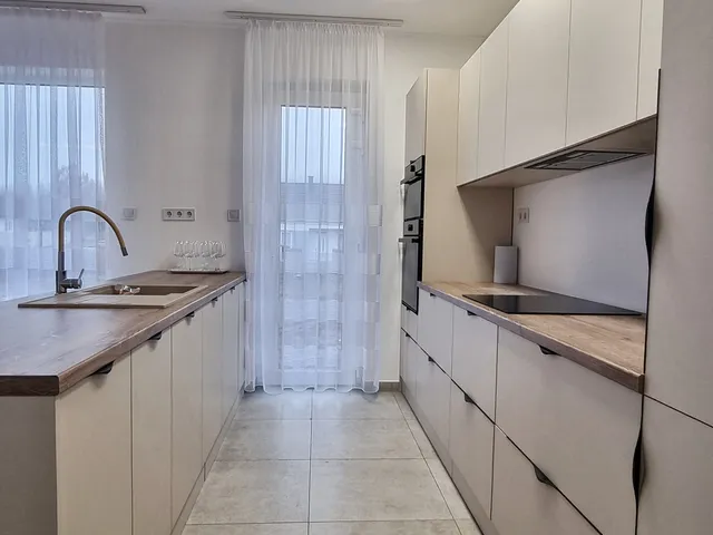 Kiadó ház Nyíregyháza, Kertváros 100 nm