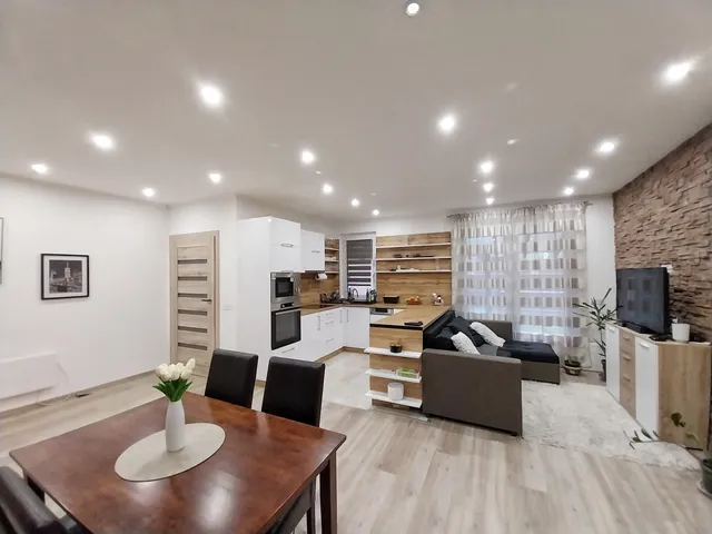 Eladó ház Nyíregyháza, Oros 90 nm