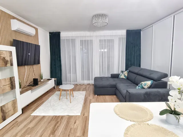 Kiadó ház Nyíregyháza, Belváros, Forgó utca 6 140 nm