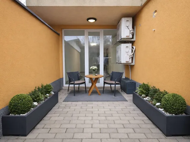 Eladó kereskedelmi és ipari ingatlan Nyíregyháza, Belváros 61 nm