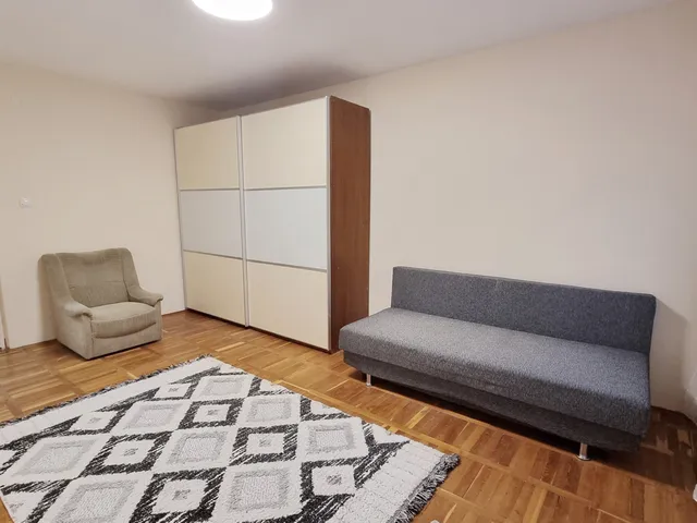 Kiadó lakás Nyíregyháza, Jósaváros 64 nm