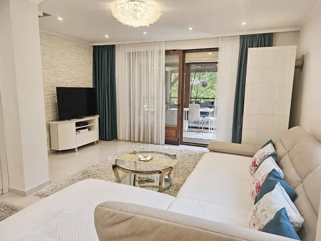 Eladó ház Nyíregyháza, Oros 154 nm