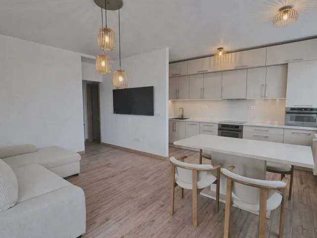 Kiadó lakás Nyíregyháza, Malomkert 66 nm