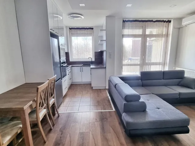Kiadó lakás Nyíregyháza, Malomkert 49 nm