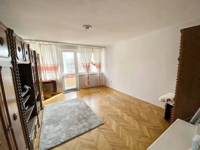 Kiadó lakás Nyíregyháza, Malomkert 77 nm