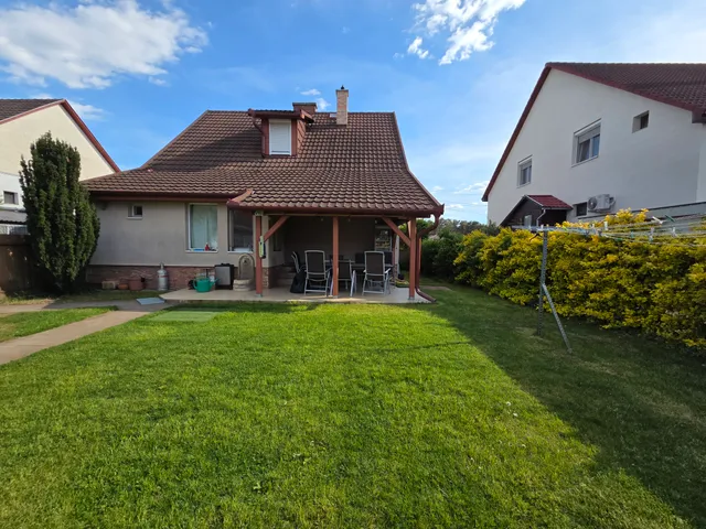 Eladó ház Debrecen, Lencztelep 155 nm