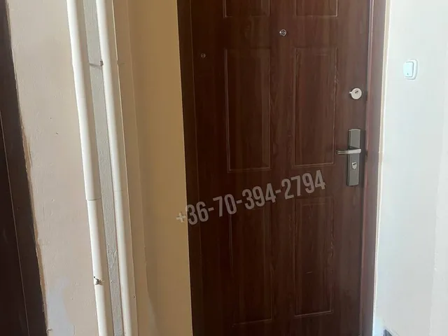 Eladó lakás Oroszlány, Óváros 64 nm