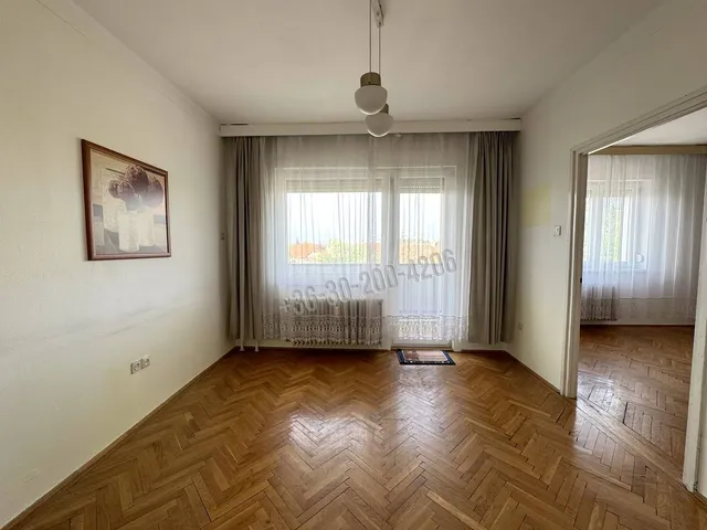 Eladó lakás Mosonmagyaróvár, Városközpont 69 nm