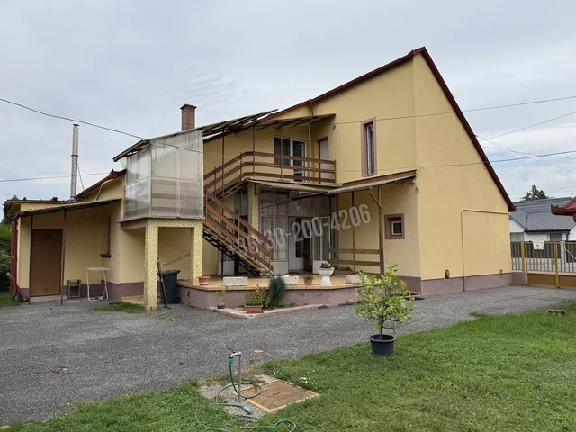 Eladó ház Mosonmagyaróvár, Városközpont 150 nm