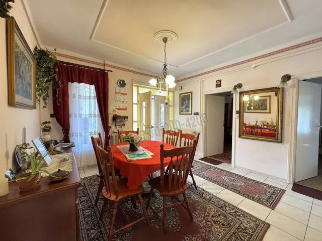 Eladó ház Mosonmagyaróvár, Városközpont 150 nm