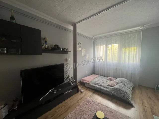 Eladó lakás Tatabánya, Dózsakert 56 nm