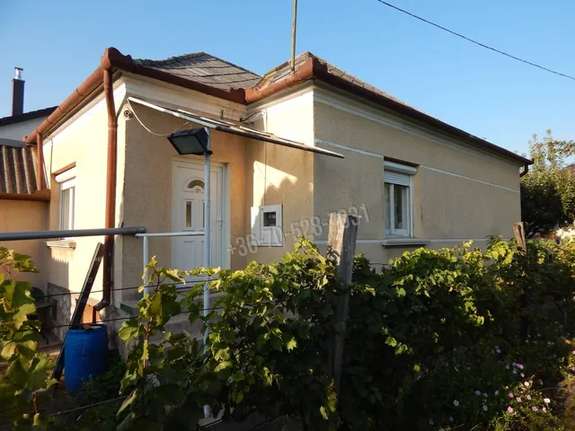 Eladó ház Tata, Tóváros 88 nm