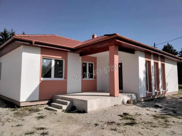 Eladó ház Dunaszeg 130 nm