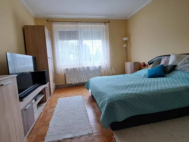 Eladó lakás Környe 64 nm