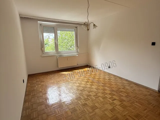 Eladó lakás Győr, Adyváros 47 nm