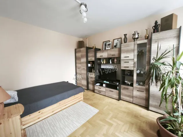 Eladó lakás Budapest III. kerület, Békásmegyer 57 nm