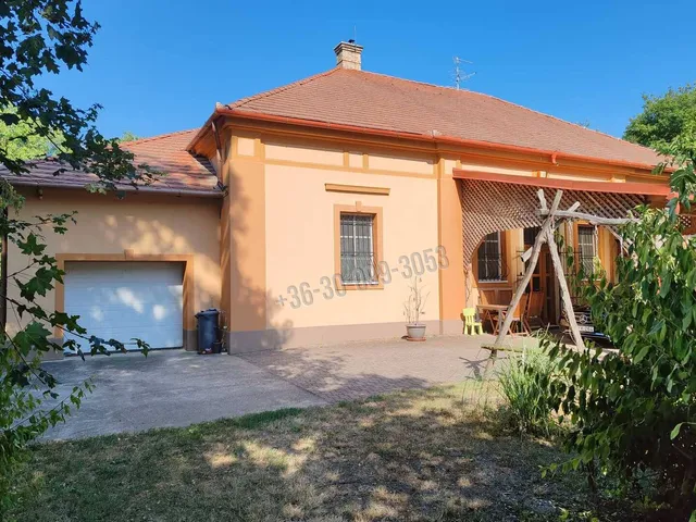 Eladó ház Mosonmagyaróvár 260 nm