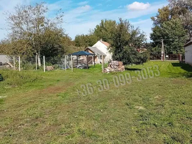 Eladó telek Dunasziget 1 nm