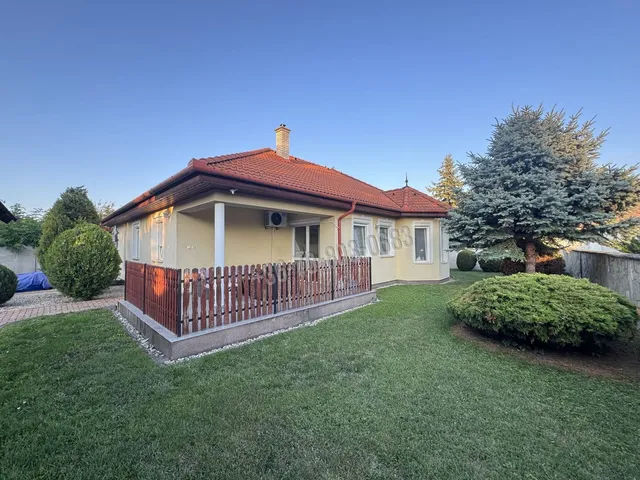 Eladó ház Mosonszentmiklós 122 nm