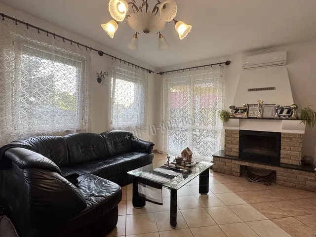 Eladó ház Mosonszentmiklós 122 nm