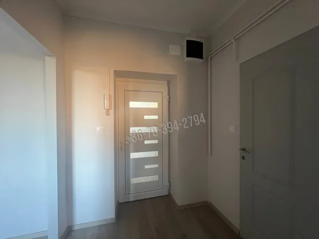 Eladó lakás Oroszlány 38 nm
