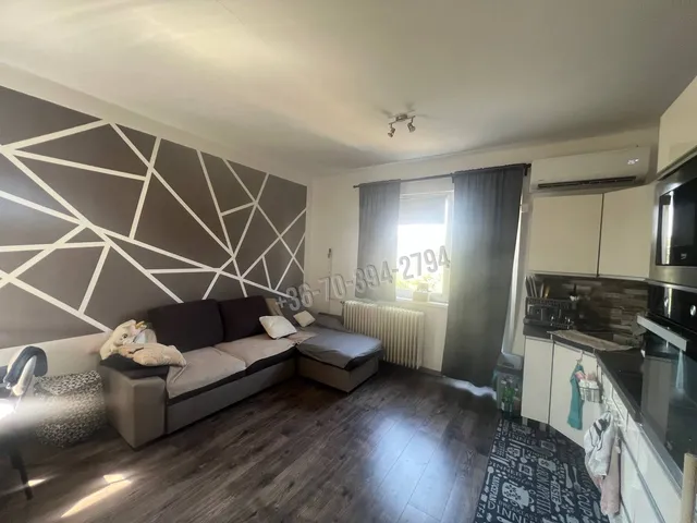 Eladó lakás Oroszlány 38 nm