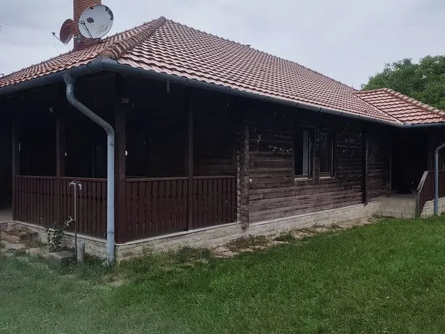 Eladó ház Győrság 196 nm