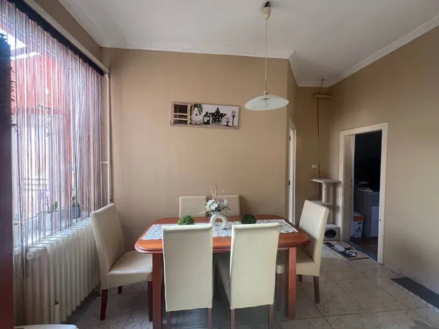 Eladó ház Oroszlány 187 nm
