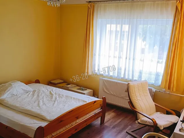 Eladó ház Bábolna 181 nm