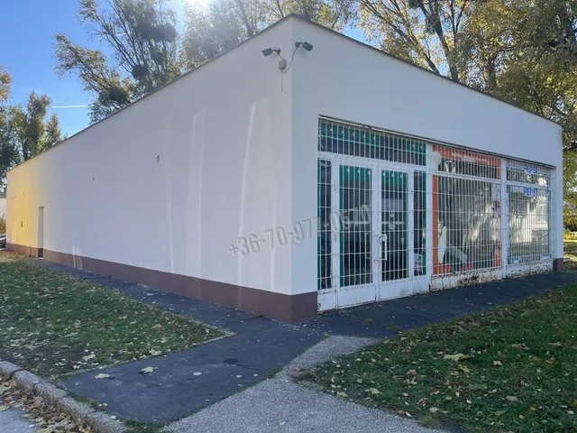 Eladó kereskedelmi és ipari ingatlan Tatabánya, Kertváros 209 nm