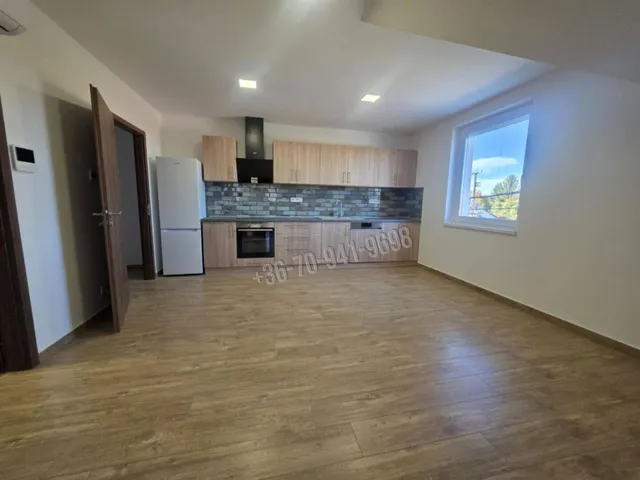 Eladó lakás Rácalmás, Radnóti tér 55 nm