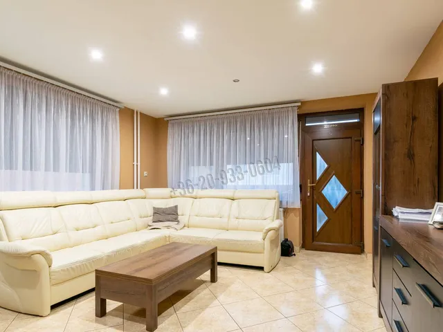 Eladó ház Nagylózs 183 nm