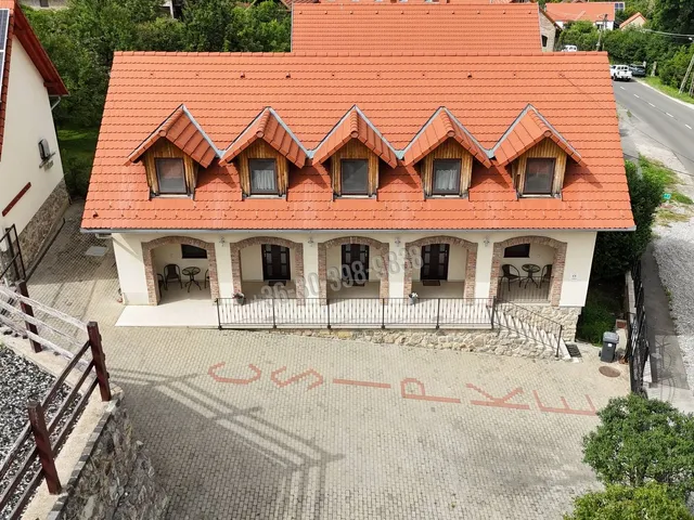 Eladó kereskedelmi és ipari ingatlan Orfű 181 nm