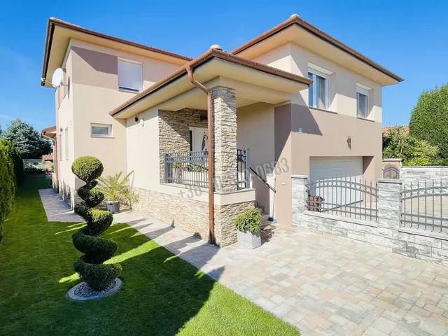 Eladó ház Mosonmagyaróvár 293 nm