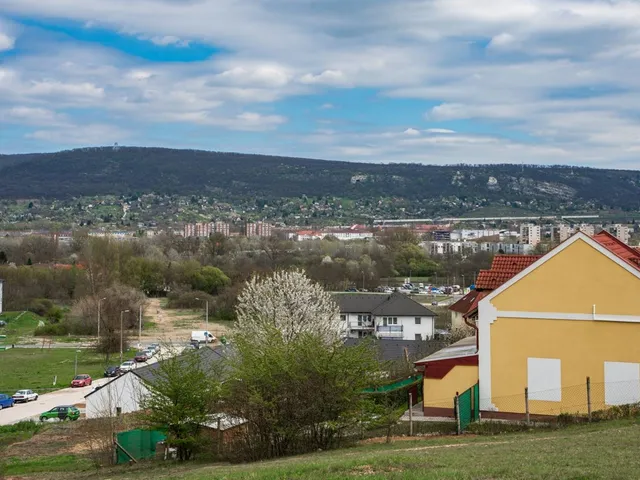 Eladó ház Tatabánya, Panoráma lakópark, Boróka utca 94 nm