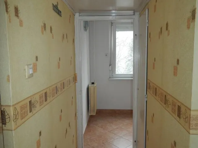 Eladó lakás Tatabánya, Sárberek, Sárbereki lakótelep 62 nm