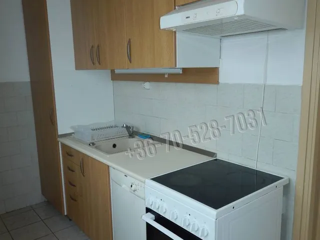 Eladó lakás Tatabánya, Dózsakert 53 nm