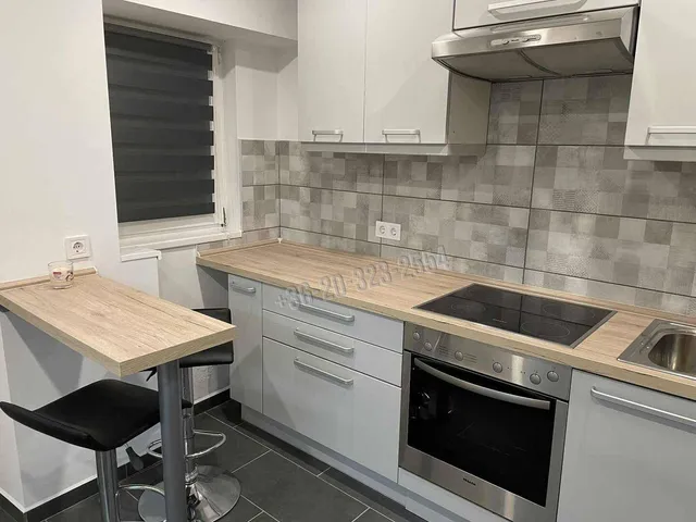 Eladó lakás Sopron, Hajnal tér 45 nm