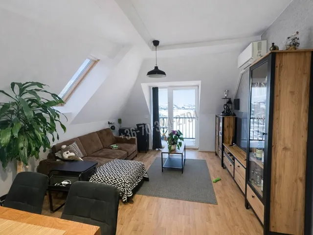 Eladó lakás Tatabánya, Kertváros 80 nm